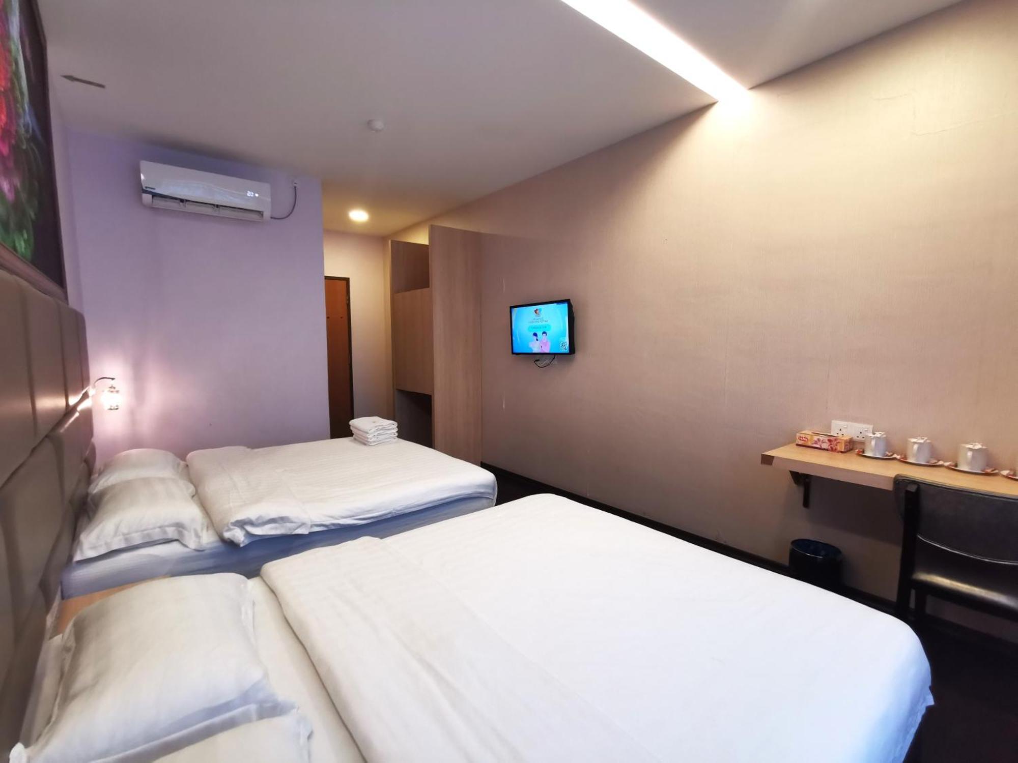 Zenz Hotel Kulai Exterior photo